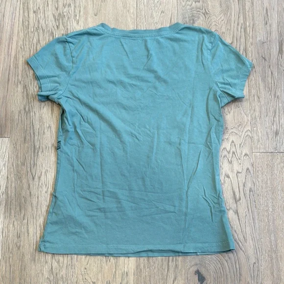 True Religion Women's XS Buddha V-Neck Tee - Picture 9 of 11